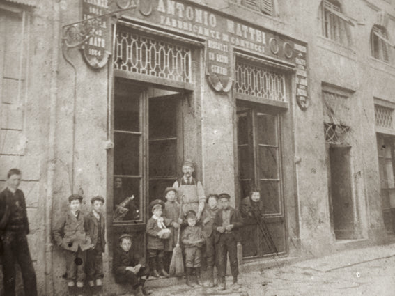 Antonio_Mattei_Biscottificio_biscottificio_ingresso_fine_800_567x425_14227ecb-61f9-4842-baf8-d60f88471d0e.jpg