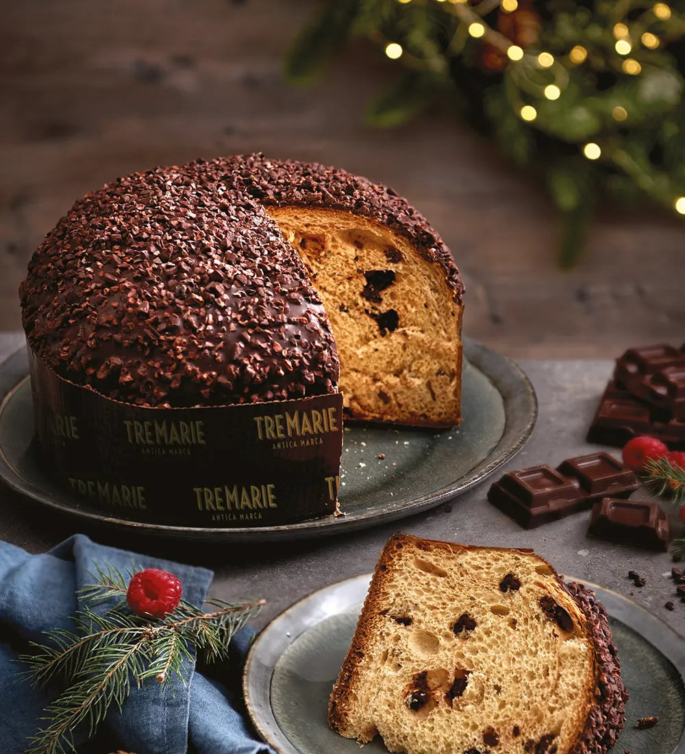 Panettone_re_noir_angerichtet.webp